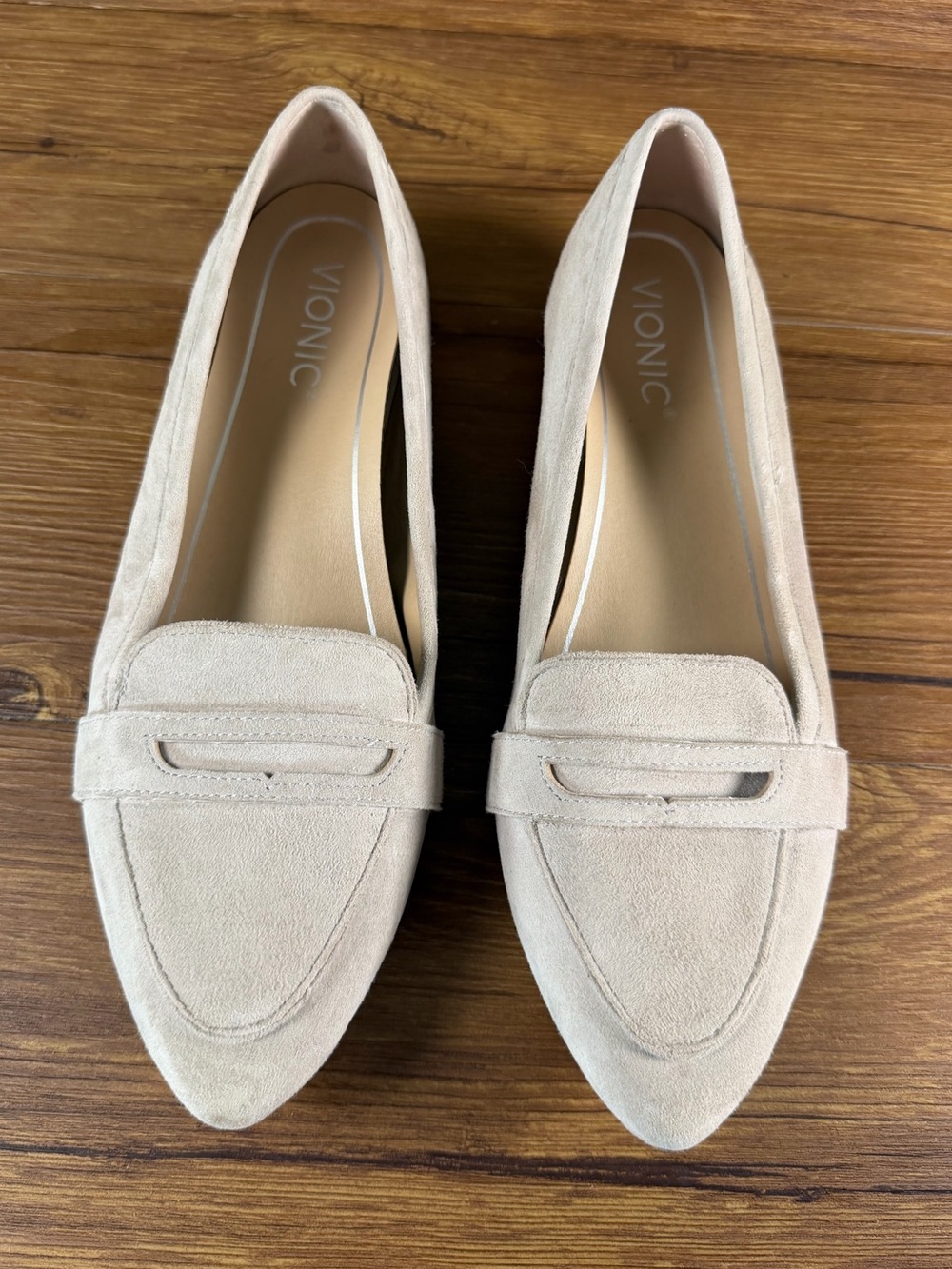 Vionic Savannah Suede Slip-On Loafer Flats Women’s Size 7.5